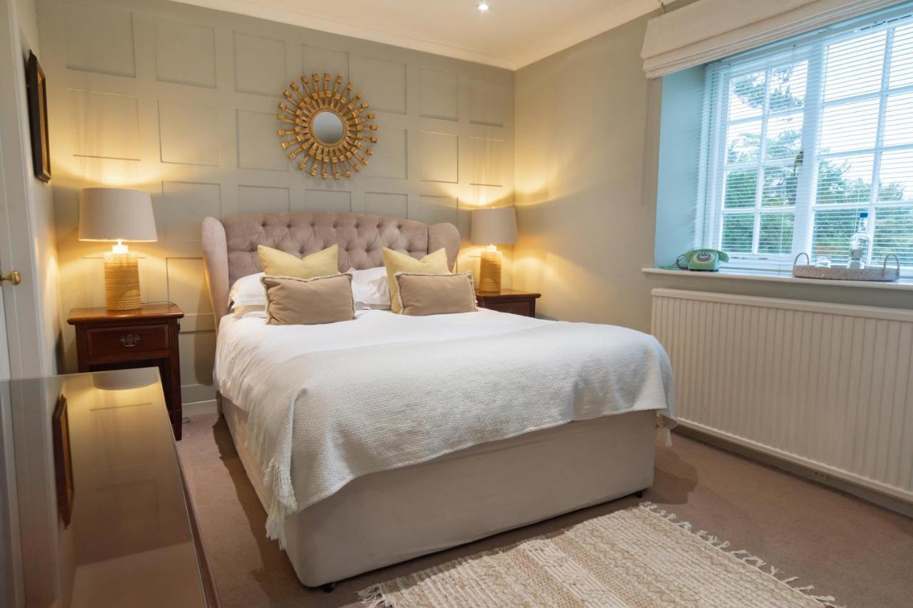 Burleigh Court Hotel Stroud  Zewnętrze zdjęcie