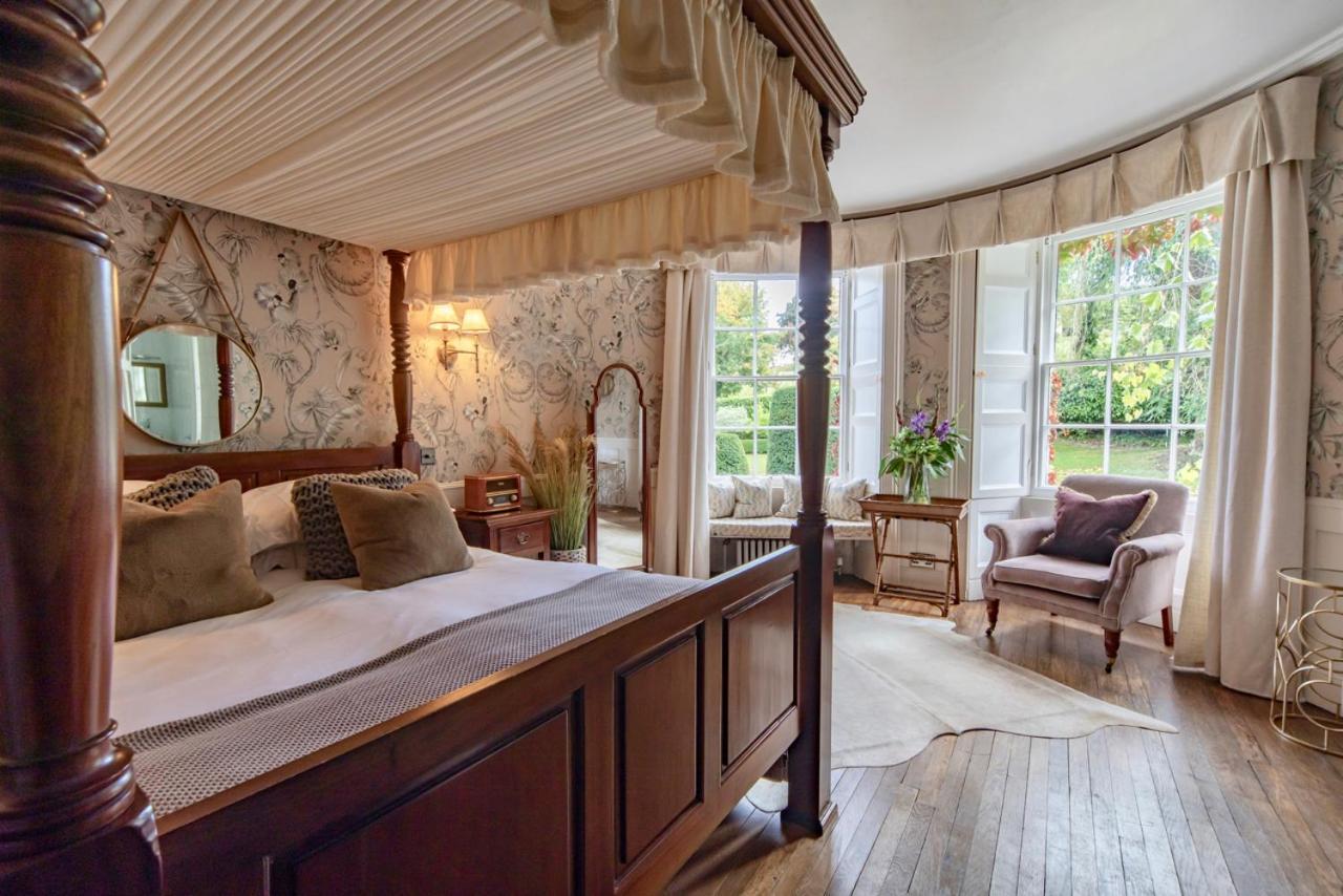 Burleigh Court Hotel Stroud  Zewnętrze zdjęcie